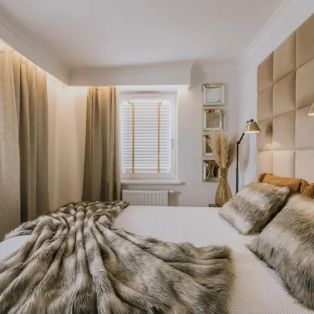 Wroclawska 11 아파트 *